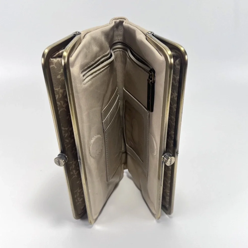Hobo Double Frame Embossed Leather‎ Clutch Lauren Wallet In Off-White